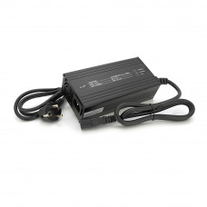 Зарядний пристрій для акумуляторів Li-ion 12V(12,6V),3S,15A,штекер Triangle plug (T-tipe/IEC/C13 N+L-), LED-індикація, 137x90x50mm