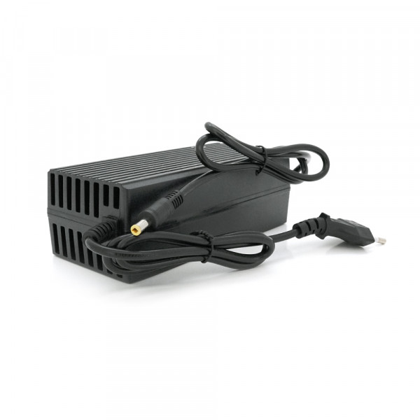 Зарядний пристрій Jinyi для акумуляторів LiFePo4 12V(14,6V),4S,5A,штекер 5.5*2.5,з індикацією,BOX