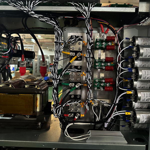 ДБЖ ONLine 3-ФАЗНИЙ RITAR GP-33-40KVA, 384Vdc, під зовнішнім AKB (664*865*1548 mm), 362 кг