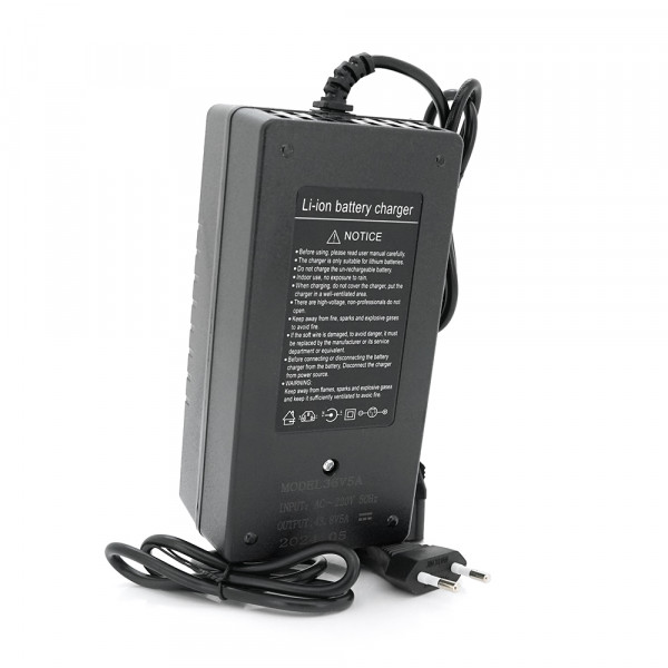 Зарядний пристрій для акумуляторів LiFePo4 36V (43.8V), 12S, 5A, штекер Triangle plug (T-tipe/C13/IEC) з індикацією.