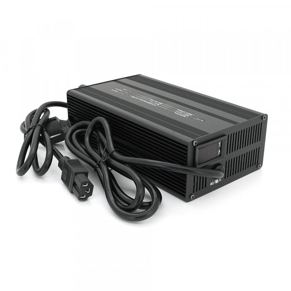 Зарядний пристрій для акумуляторів Li-ion 48V(58,4V),15A,1300W, LED-індикація, 225х125х68mm, 1.85kg