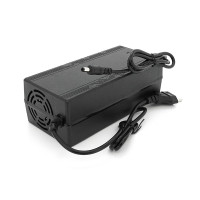 Зарядний пристрій для акумуляторів Li-ion 48V(54,6V),13S,5A,штекер 5.5*2.5,з індикацією,BOX