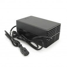 Зарядний пристрій для акумуляторів Li-ion 67,2V,16S,10A,750W, штекер Triangle plug (T-tipe/IEC/C13 N+L-) індикація, 220х122х86mm, 1.5kg