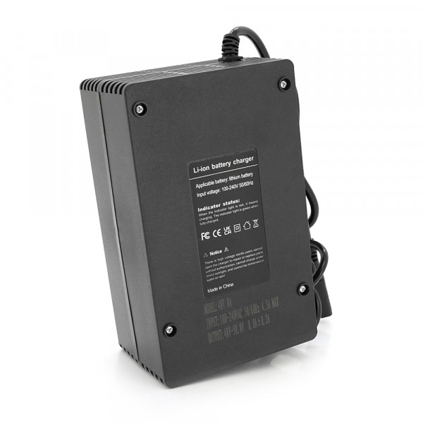 Зарядний пристрій для акумуляторів Li-ion 48V(58,8V),14S,8A,500W,штекер Triangle plug (T-tipe/IEC/C13 N+L-) індикація, 220х122х86mm, 1.5kg