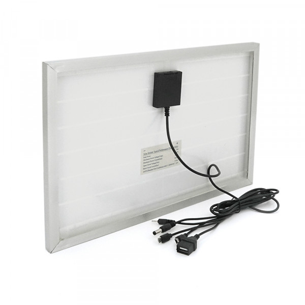 Сонячна панель 12W. Напруга 6В. Струм 2А. Вихід USB-A, mini-USB, micro-USB, DC 5.5×2.5 мм, DC 2.5×0.7 мм. 355×247×15 мм. 620 р.
