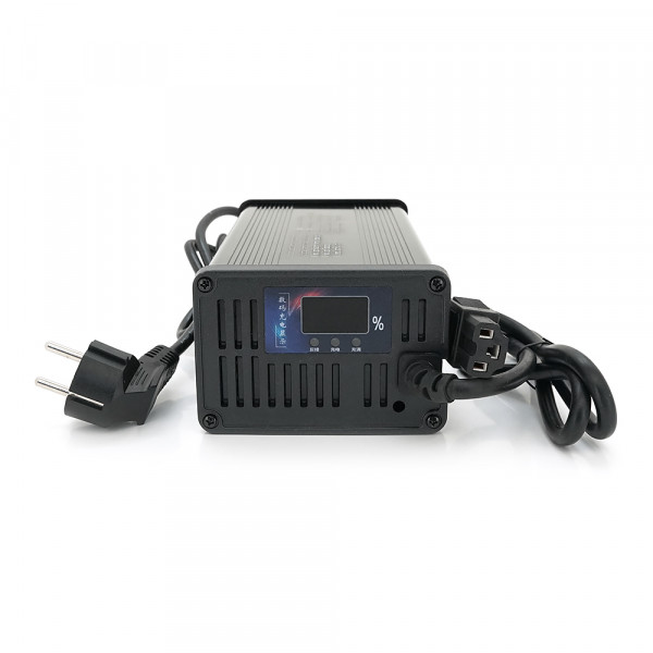 Зарядний пристрій Jinyi для акумуляторів LiFePo4 60V(73V),20S,15A,штекер Triangle plug (T-tipe/C13/IEC),з індикацією,BOX