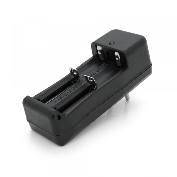 Зарядний пристрій універсальний TG-008 2AA / 2AAA / 18650, 1.2-4.2V / 1000mAh