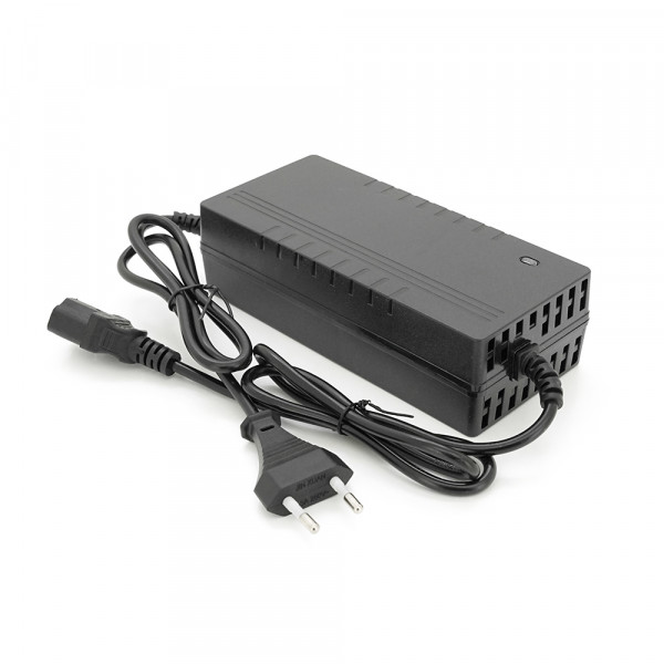 Зарядний пристрій акумуляторів Li-ion 16.8V, 5A, , роз'єм Triangle plug (T-tipe/IEC/C13 N+L-), LED-індикація