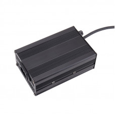 Зарядний пристрій акумуляторів Li-ion 16.8V, 4S, 15A, крокодили, індикація, 135х90х50mm