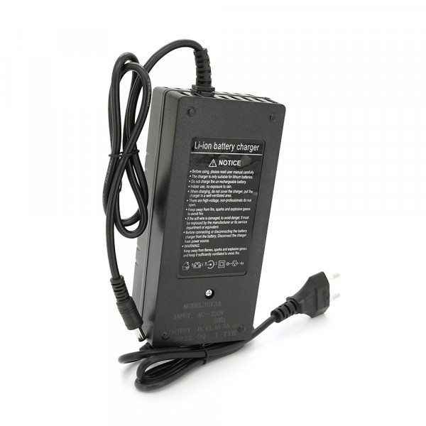 Зарядний пристрій для акумуляторів LiFePo4 36V(43.8V),12S,3A,штекер 5.5*2.5,з індикацією,BOX