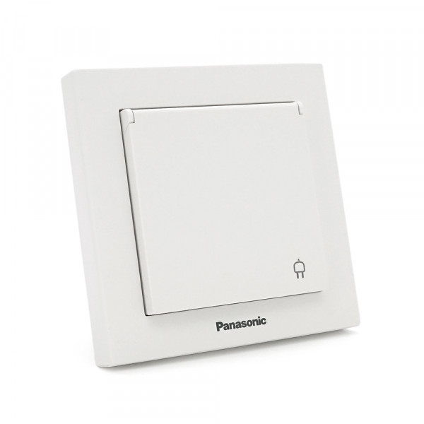 Розетка Panasonic Karre Plus 55 із заземленням, із захисними шторками, з кришкою, біла