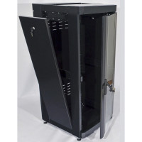 Шафа 19" 24U, 610 х 675 мм (Ш * Г), чорна