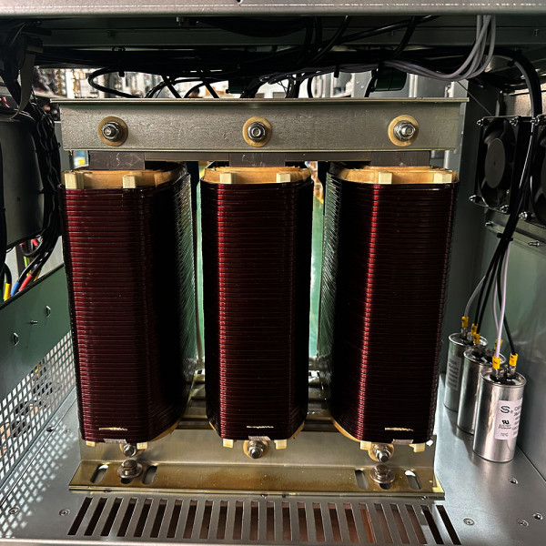 ДБЖ ONLine 3-ФАЗИ RITAR GP33-30KL, 384Vdc, 30KVA/24KW, під зовнішній АКБ, вхід 3 фази-вихід 1 фаза (480*930*1140), 200кг