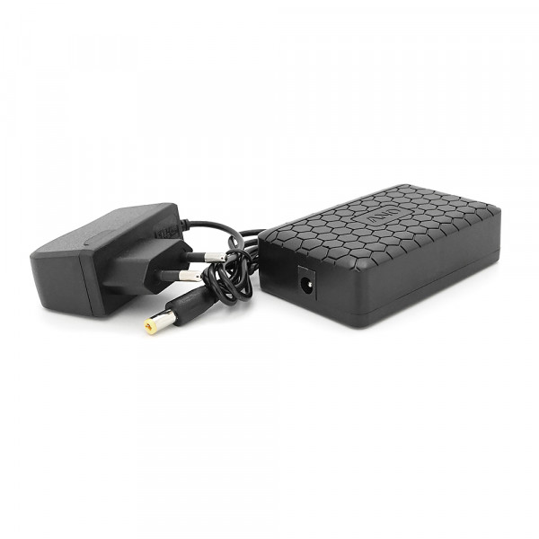5ти портовий Ethernet комутатор ONV-H1005ES у чорному корпусі, 5*100Мб портів, 5В 1Ач, 87.7×55×23.9 мм
