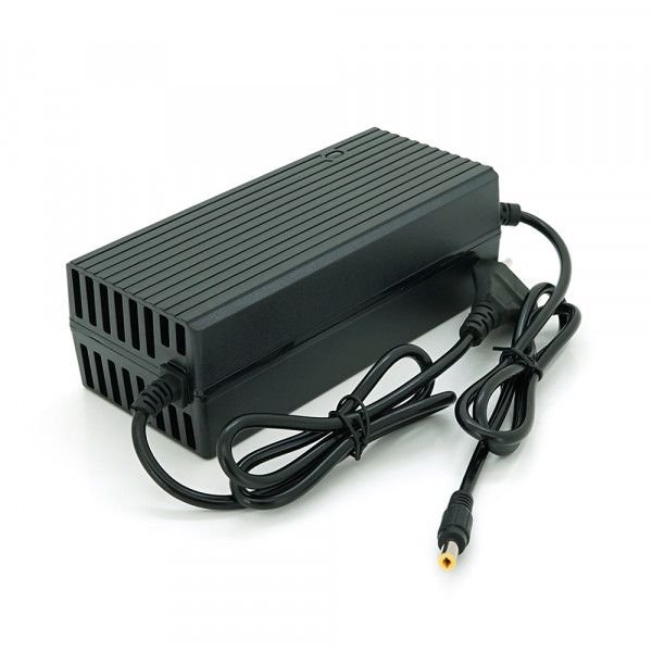 Зарядний пристрій Jinyi для акумуляторів LiFePo4 36V(43.8V),12S,3A,штекер 5.5*2.1,з індикацією,BOX