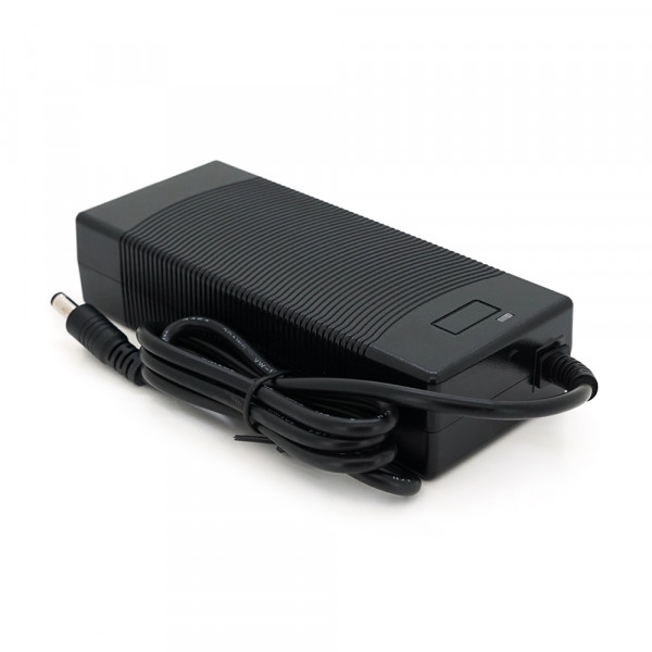 Зарядний пристрій HE/HB-360502 для LiFePo акумуляторів 36.5V2A, штекер 5,5*2.1, з індикацією, BOX