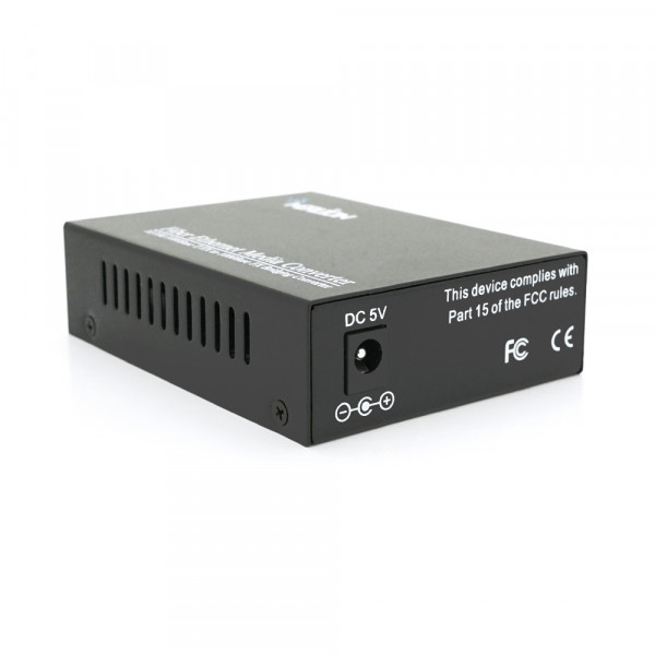 Медіаконвертер  під SFP модуль (IC + 175), 10M / 100M / 1000M, (0 +70 ° C), + блок живлення 5V 1A (євро вилка) Q10