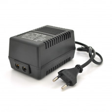 Перетворювач напруги Input 220 V / Output 110V, + універсальна розетка