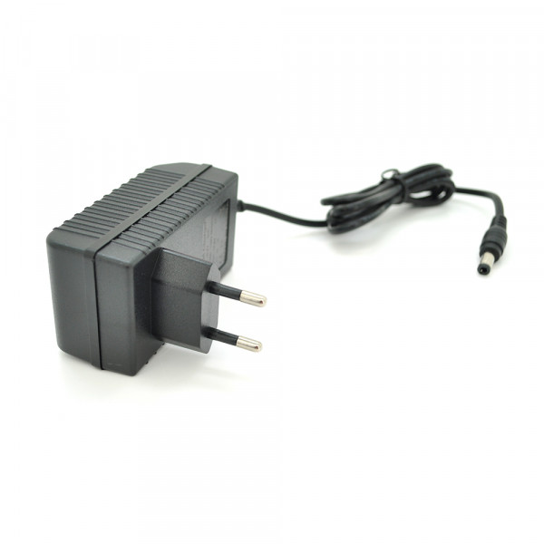 Зарядний пристрій для акумуляторів LiFePo4 12V(14,6V),4S,2A,штекер 5,5,з індикацією,BOX