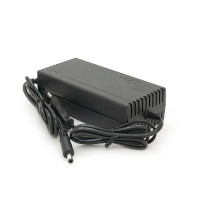 Зарядний пристрій для акумуляторів LiFePO4 24V(29,2V),8S,5A, штекер 5,5*2,5, з індикацією, 154x70x44mm