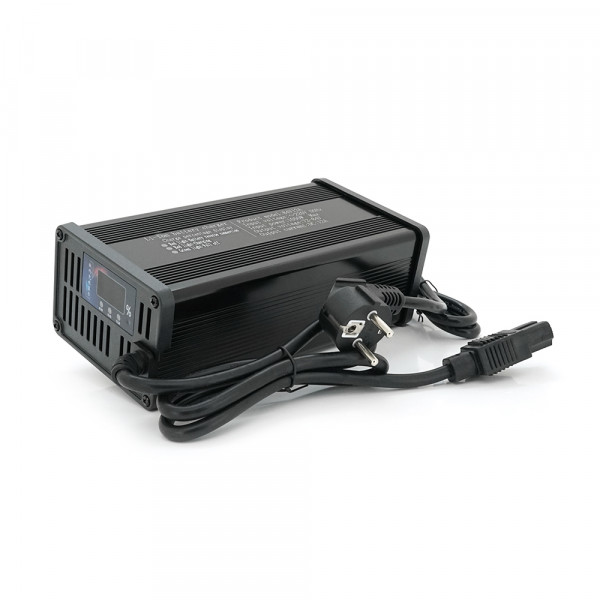 Зарядний пристрій для акумуляторів Li-ion 72V(84V),20S,12A, штекер Triangle plug (T-tipe/IEC/C13 N+L-),  185x88x60mm