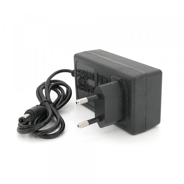 Зарядний пристрій для акумуляторів Li-ion 8.4V2A,штекер 5,5х2,5мм,BOX